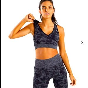 Adapt Camo seamless sports bra